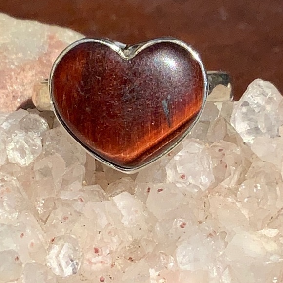NATURAL RED TIGERS EYE HEART 925 STERLING SILVER RING, SIZE 10 - Picture 7 of 9